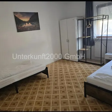 Appartement Vollmoebliertes Haus Mit Garten & Terrasse In Rastatt