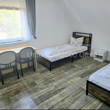 Appartement Vollmoebliertes Haus Mit Garten & Terrasse In Rastatt